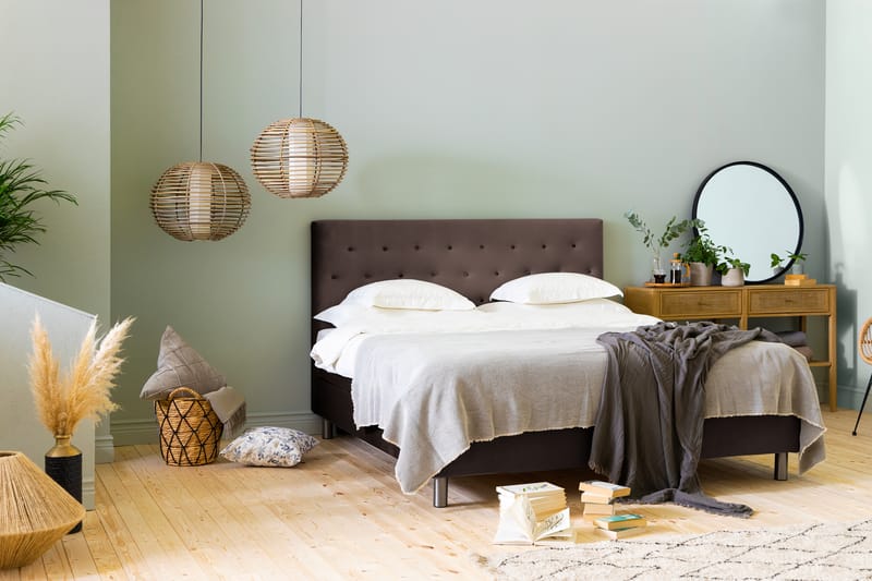 Ella Sengepakke 180x200 cm Pikeret Gavl - Brun / velour - Møbler - Senge - Komplet sengepakke