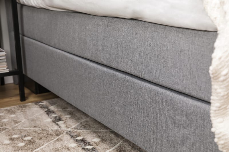Hilton Lyx Komplet Sengepakke 140 cm Lysegrå - Sort Sokkel - Møbler - Senge - Komplet sengepakke