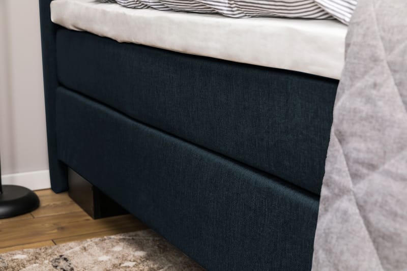 Hilton Lyx Komplet Sengepakke 160 - Mørkeblå - Komplet sengepakke - Kontinentalsenge - Dobbeltsenge