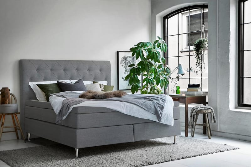 Möllosund kontinentalseng 150x200 cm - Lysegrå - Møbler - Senge - Komplet sengepakke