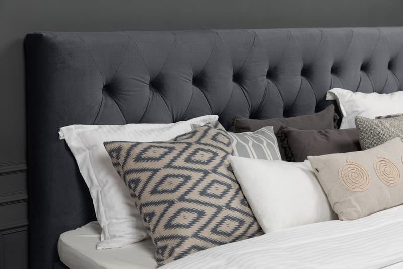 Royal Velvet Komplett Sengpakke 160x200 cm - Sort med Formede Ben - Møbler - Senge - Komplet sengepakke