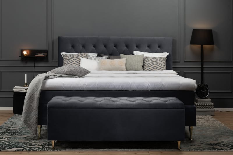 Royal Velvet Komplett Sengpakke 180x200 cm - Sort med Lave Guldben - Møbler - Senge - Kontinentalsenge