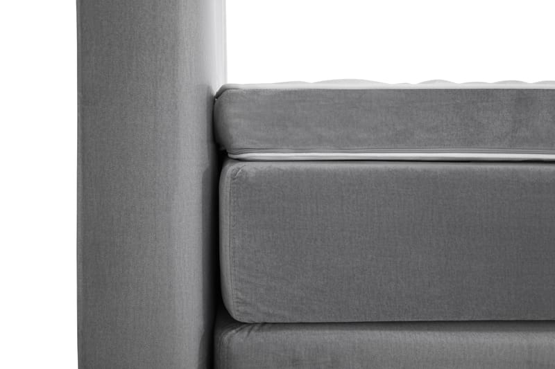 Royal Velvet Komplett Sengpakke 210x210 cm - Lysegrå med Høje Rosében - Møbler - Senge - Komplet sengepakke