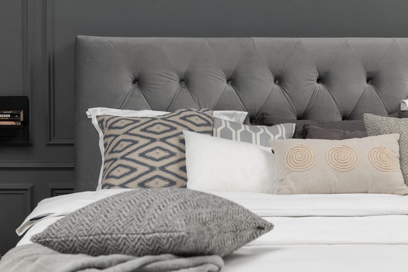 Royal Velvet Komplett Sengpakke 210x210 cm - Lysegrå med Lave Sølvben - Møbler - Senge - Kontinentalsenge