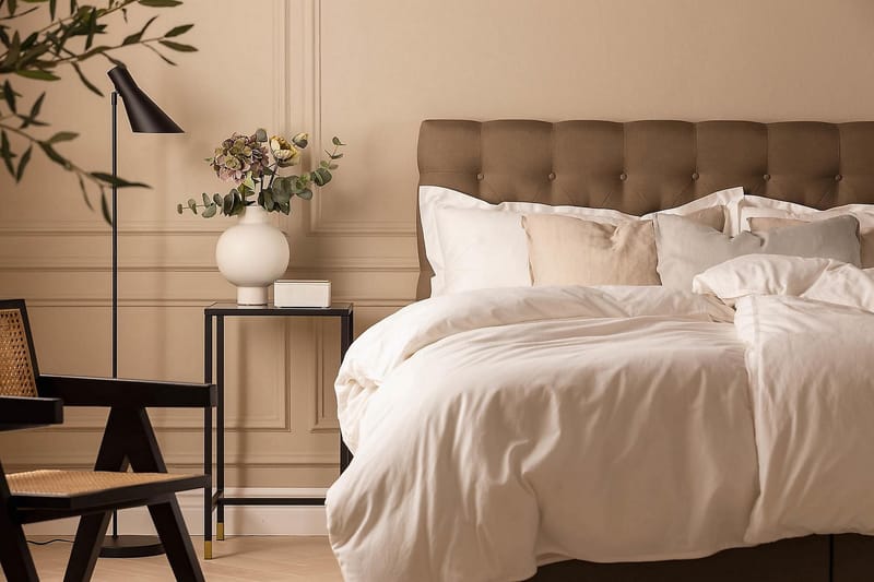 Scarlett Kontinentalseng 180x200 Skummadras - Brun - Møbler - Senge - Kontinentalsenge