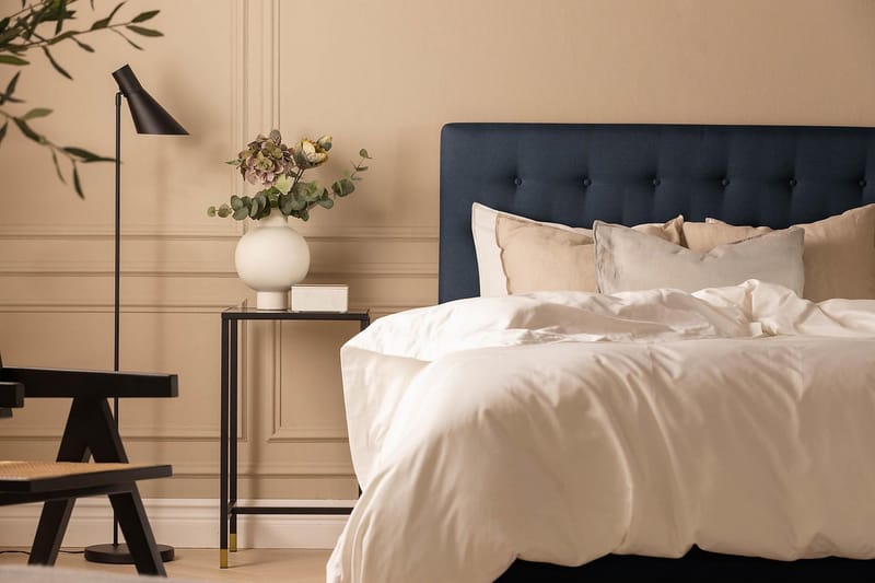 Scarlett Sengepakke 140x200 Latexmadras - Knappet gavl Blå - Møbler - Senge - Kontinentalsenge