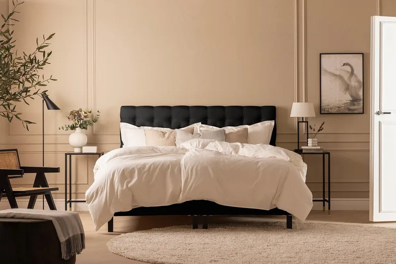 Scarlett Sengepakke 180x200 Latexmadras - Dybt tuftet gavl Sort - Møbler - Senge - Kontinentalsenge