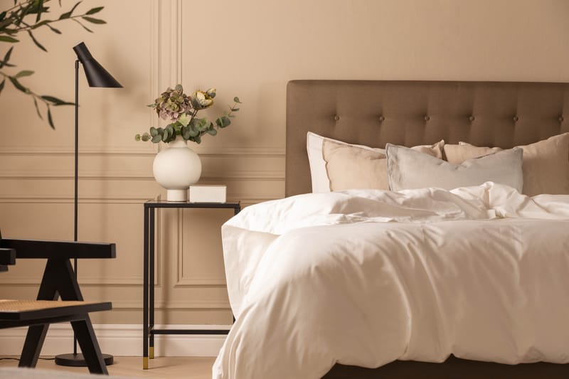 Scarlett Sengepakke 90x200 Skummadras - Knappet gavl Brun - Møbler - Senge - Kontinentalsenge