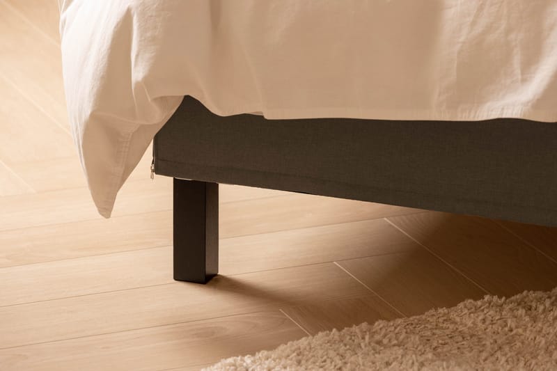 Scarlett Sengepakke 90x200 Skummadras - Knappet gavl Brun - Møbler - Senge - Kontinentalsenge