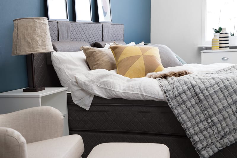 Sundborn Kontinentalseng 210x210 valgbar - Grå - Møbler - Senge - Kontinentalsenge