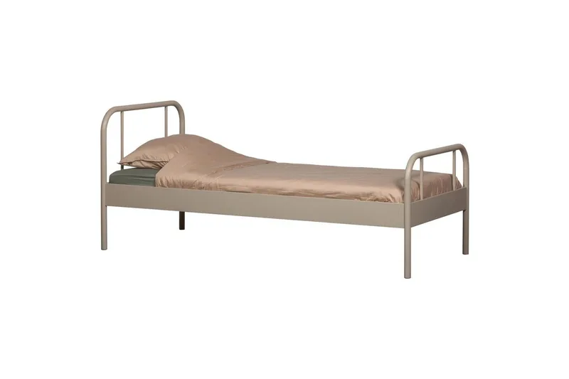 Seng Mata, undefined