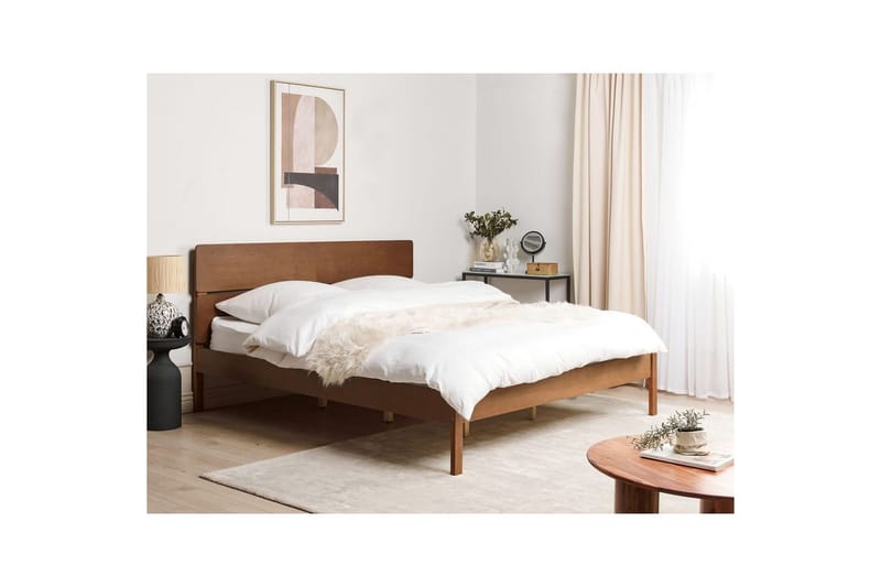Seng med lamelbund Boisset - Brun/Gummitræ, 180x200 cm - Møbler - Senge - Sengeramme & sengestel