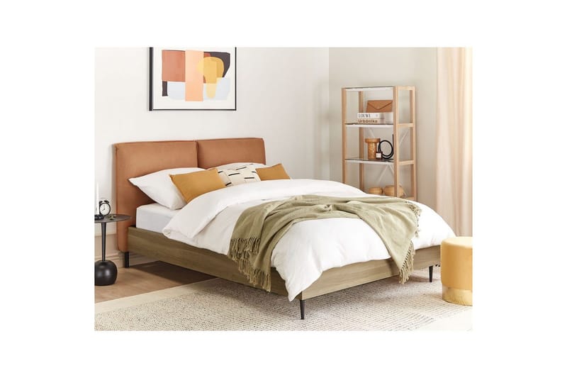 Seng med lamelramme Limanton - Brun, lyst træ, sort/Kunstlæder, Brun, lyst træ, sort/kunstlæder, 140x200 cm - Møbler - Senge - Sengeramme & sengestel