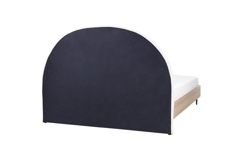 Seng med lamelramme Millay - Hvid, lyst træ, sort/Polyester, 160x200 cm - Møbler - Senge - Sengeramme & sengestel