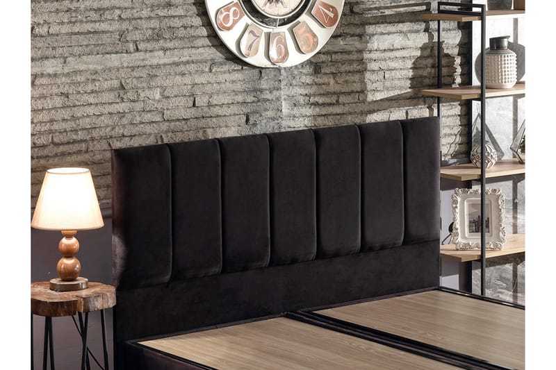 Ryntham Sengeramme Dobbelt med Sengegavl 140x190 cm - Sort - Møbler - Senge - Sengeramme & sengestel