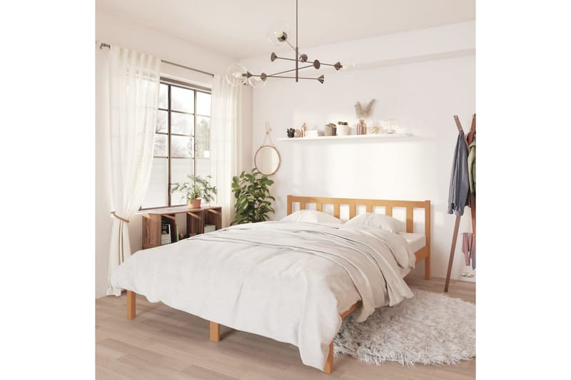 sengestel 150x200 cm UK King massivt fyrretræ gyldenbrun - Brun - Møbler - Senge - Sengeramme & sengestel