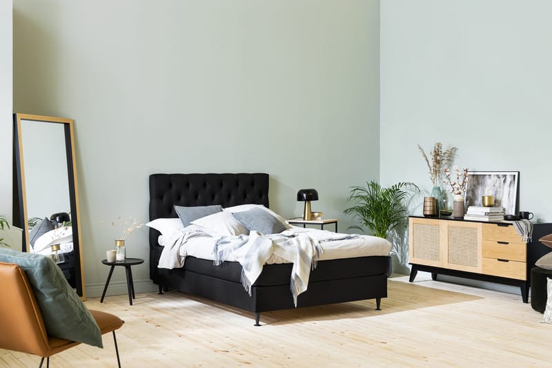 Ella Senghoved Hovedtæppe 120 cm - Sort - Møbler - Senge - Sengetilbehør & sengegavl - Sengegavle