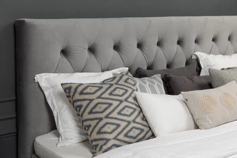 Royal Velvet sengegavl 210 cm velour - lysegrå - Møbler - Senge - Sengetilbehør & sengegavl - Sengegavle