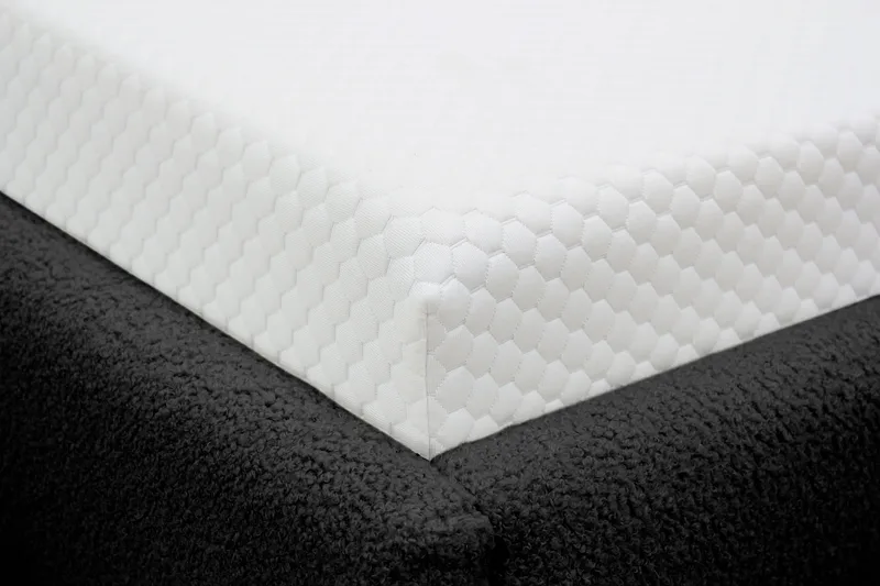 Teddy Komplet Sengesæt Sengeramme med Madras 180x200 cm - Sort - Møbler - Senge - Komplet sengepakke