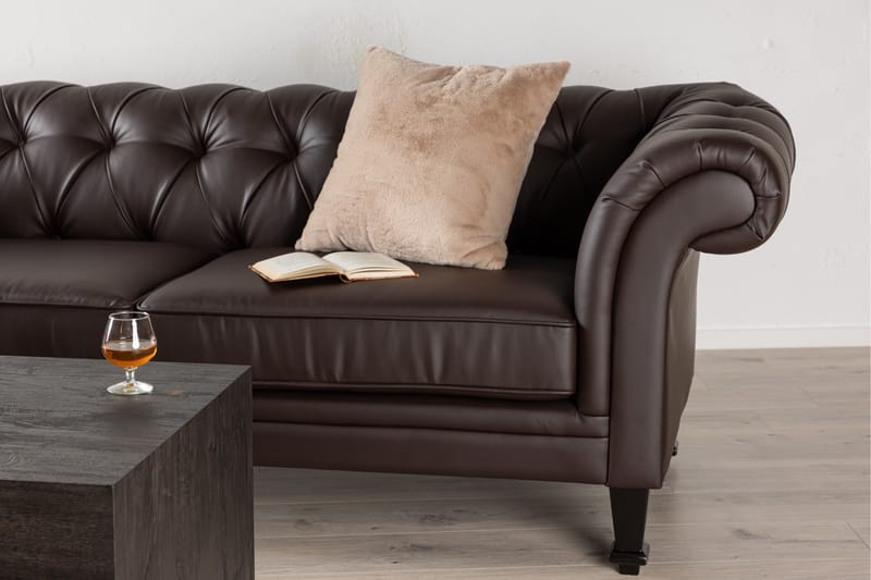 Ätran Chesterfield Sofa 2-personers Brun - Venture Home - Chesterfield sofaer - 2 personers sofa
