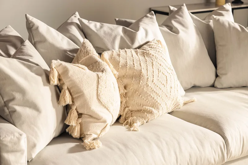 Menard 4-personers Dyb Stofsofa - Lysegrå - Møbler - Sofaer - 4 personers sofa