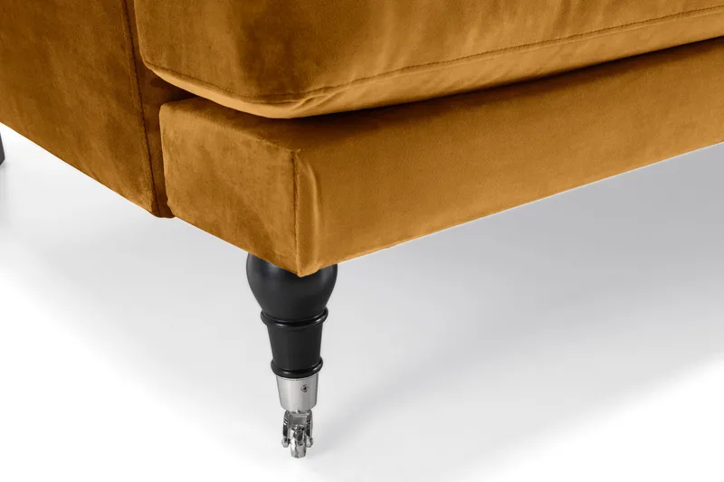 Andrew Sofaarrangement 3-personers + 2-personers Sofa + Lænestol + Fodskammel i Fløjl - Mørkegul - Møbler - Sofaer - Velour sofaer