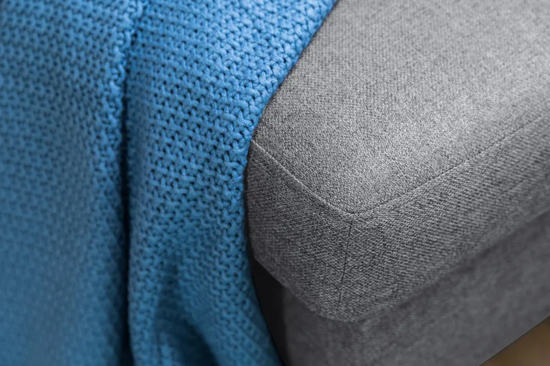 Peppe 4-personers Venstrevendt L-formet Chaiselongsofa i Stof - Lysegrå - Møbler - Sofaer - Sofa med chaiselong - 4 personers sofa med chaiselong