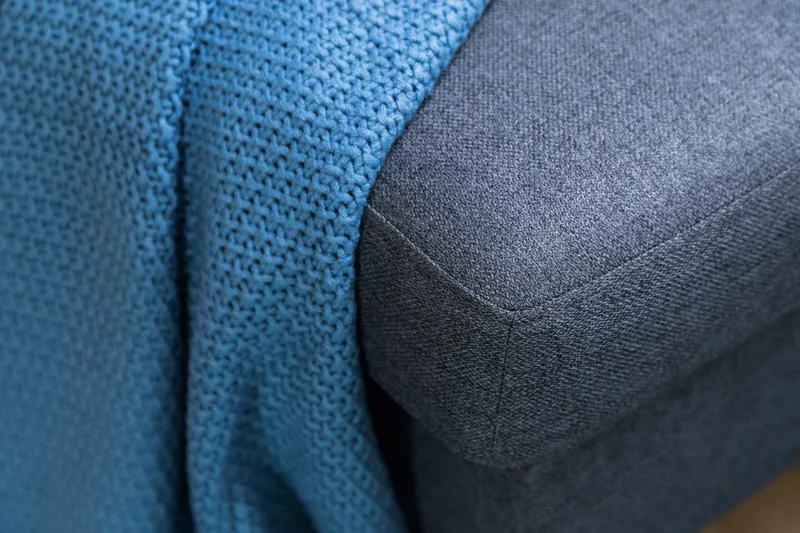 Peppe 4-personers Venstrevendt L-formet Chaiselongsofa i Stof - Mørkegrå - Møbler - Sofaer - Sofa med chaiselong - 4 personers sofa med chaiselong