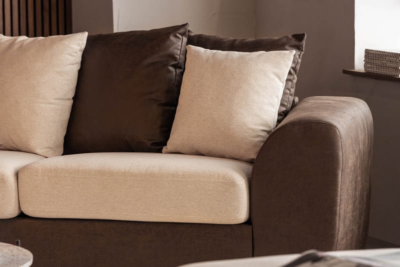 Cuba 4-personers Venstrevendt L-formet Chaiselongsofa i Kunstlæder/Stof inkl. Kuvertpuder - Brun / Beige - Møbler - Sofaer - Sofa med chaiselong