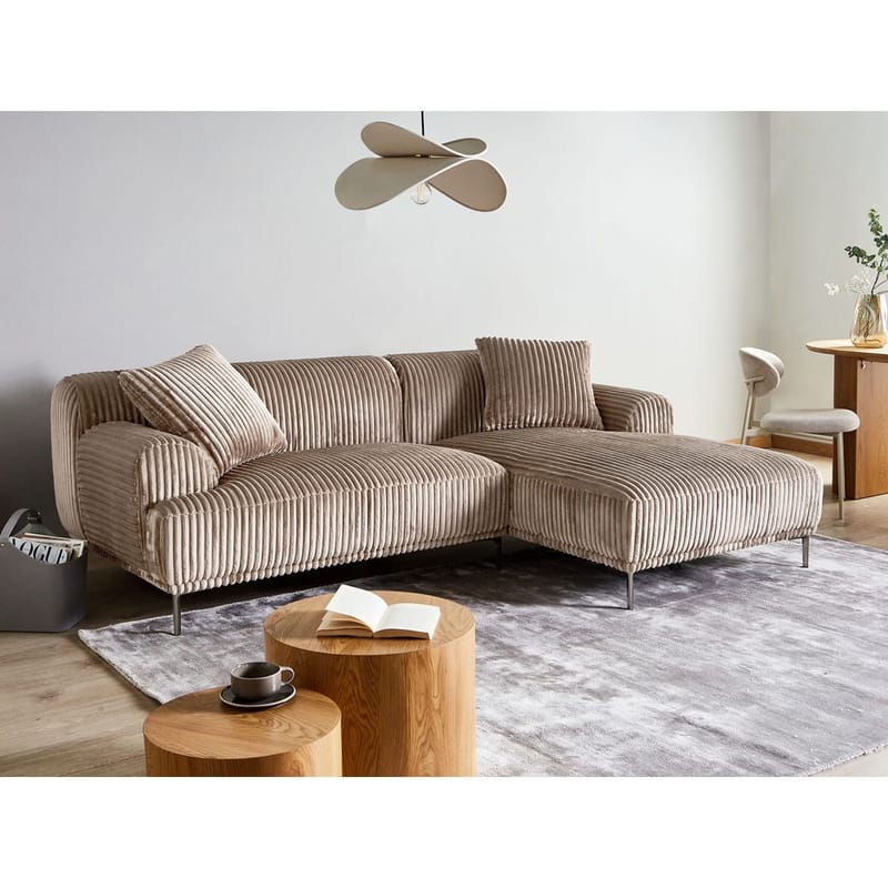 Hjørnesofa Stenum - Lys brun, messing/Venstrevendt - Møbler - Sofaer - Hjørnesofa - Howard hjørnesofa