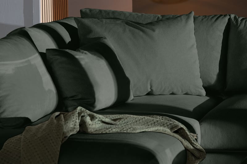 Menard 4-personers Venstrevendt L-formet Chaiselongsofa i Manchester - Grøn - Møbler - Sofaer - Sofa med chaiselong
