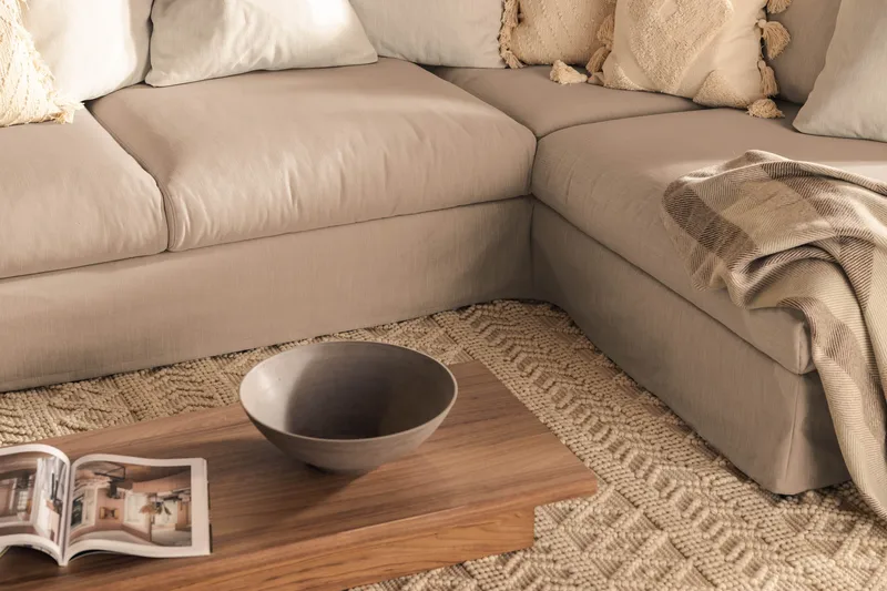 Menard 4-personers Højrevendt L-formet Chaiselongsofa i Stof - Beige - Møbler - Sofaer - Sofa med chaiselong