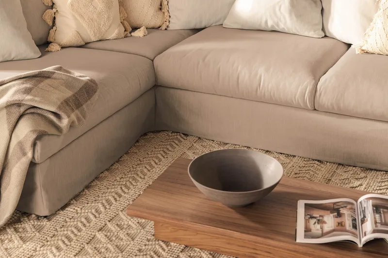 Menard 4-personers Venstrevendt Dyb L-formet Chaiselongsofa i Stof - Beige - Møbler - Sofaer - Sofa med chaiselong