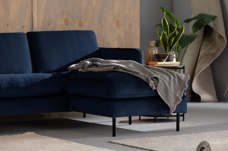 Theodin velour sofa 2-pers. med Diva højre - Møbler - Sofaer - Sofa med chaiselong