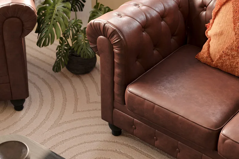 Chesterfield Lyx 2-sædet Dyb sofa kunstlæder - Mørkebrun PU - Møbler - Sofaer - Lædersofaer