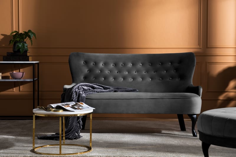 Dahlia Sofa Velour - Mørkegrå - Møbler - Sofaer - Howard sofa