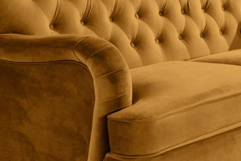 Howard Riviera 2-personers Fløjlssofa - Mørkegul - Møbler - Sofaer - Howard sofa