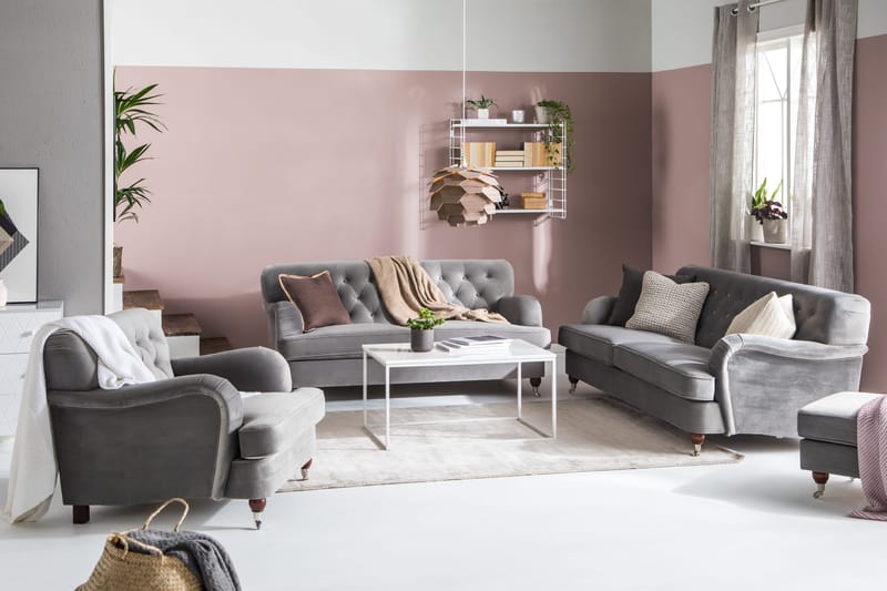 Howard Riviera 2-personers Fløjlssofa - Lysegrå - Møbler - Sofaer - Howard sofa