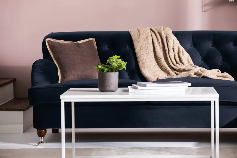 Howard Riviera 2-personers Fløjlssofa - Blå - Møbler - Sofaer - Howard sofa