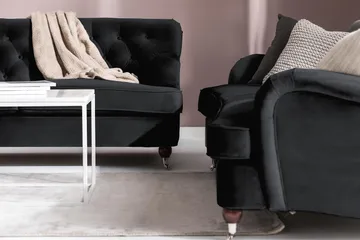 Howard Riviera 3-personers Svunget Fløjlssofa - Sort - Møbler - Sofaer - Howard sofa