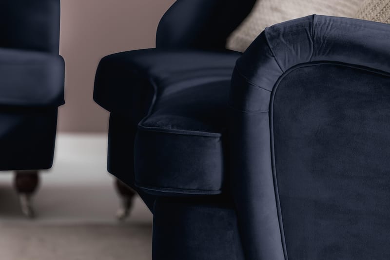 Howard Riviera 3-personers Svunget Fløjlssofa - Blå - Møbler - Sofaer - Howard sofa