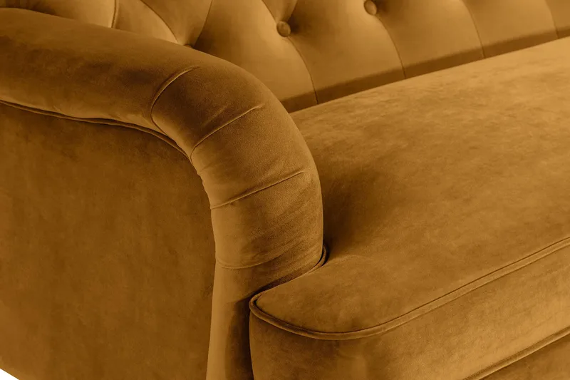 Howard Riviera 3-personers Svunget Fløjlssofa - Mørkegul - Møbler - Sofaer - Howard sofa