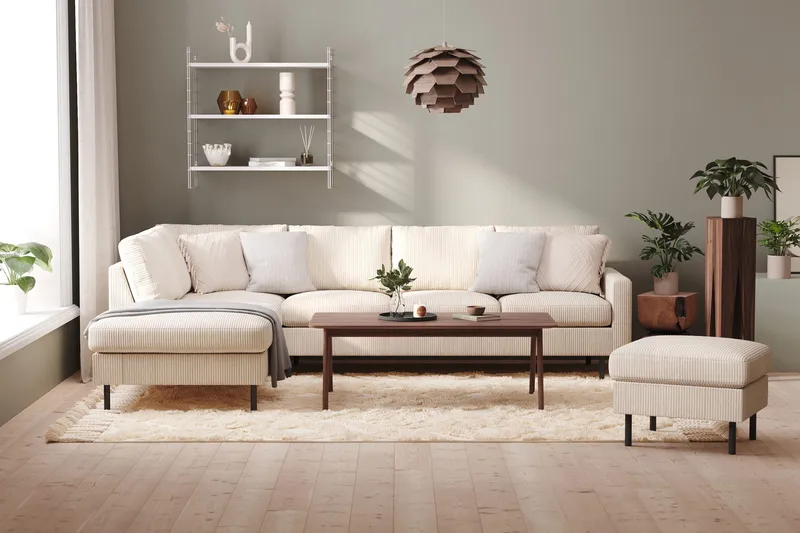 Peppe 4-personers Venstrevendt L-formet Chaiselongsofa i Manchester - Beige - Møbler - Sofaer - Sofa med chaiselong - 4 personers sofa med chaiselong
