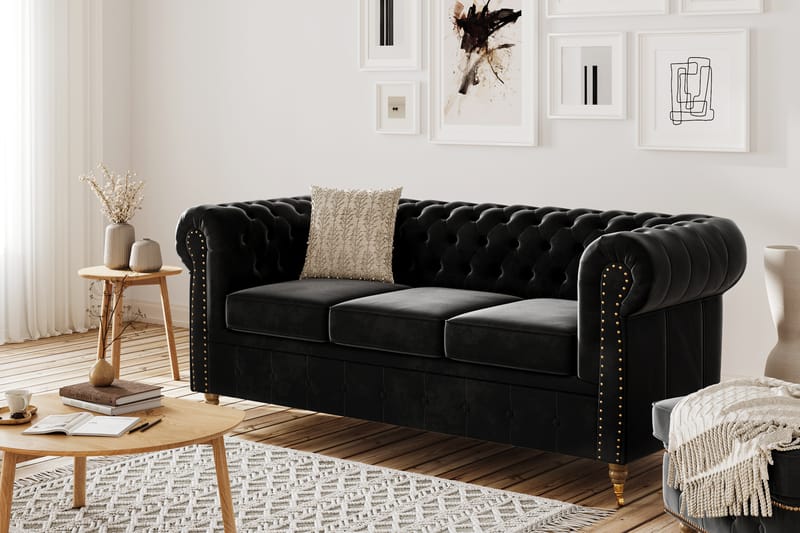 Chesterfield Deluxe Sofagruppe 3+2+Lænestol+Puf Velour - Sort - Howard sofagruppe