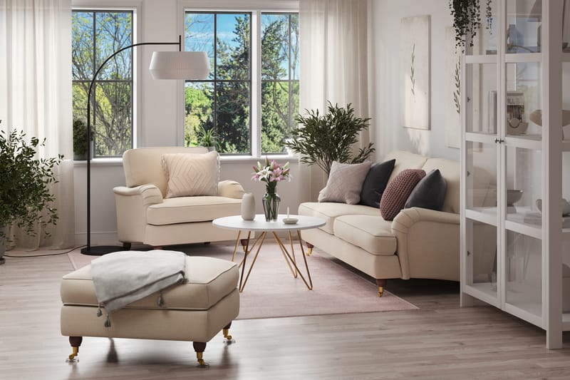 Howard Lyx Sofagruppe 3-personers Sofa + Lænestol + Fodskammel i Stof - Beige - Møbler - Sofaer - Sofagrupper - Howard sofagruppe