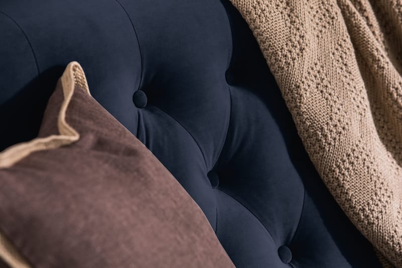 Howard Riviera Sofagruppe 3-personers + 2-personers Sofa + Lænestol + Fodskammel i Fløjl - Blå - Møbler - Sofaer - Sofagrupper - Howard sofagruppe