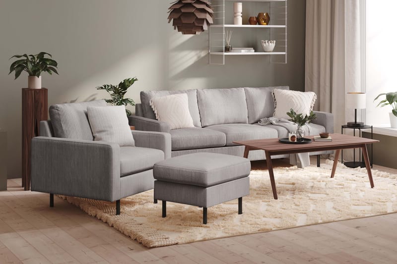 Peppe Sofaarrangement 3-personers Sofa + Lænestol + Fodskammel i Manchester - Grå - Møbler - Sofaer - Sofagrupper