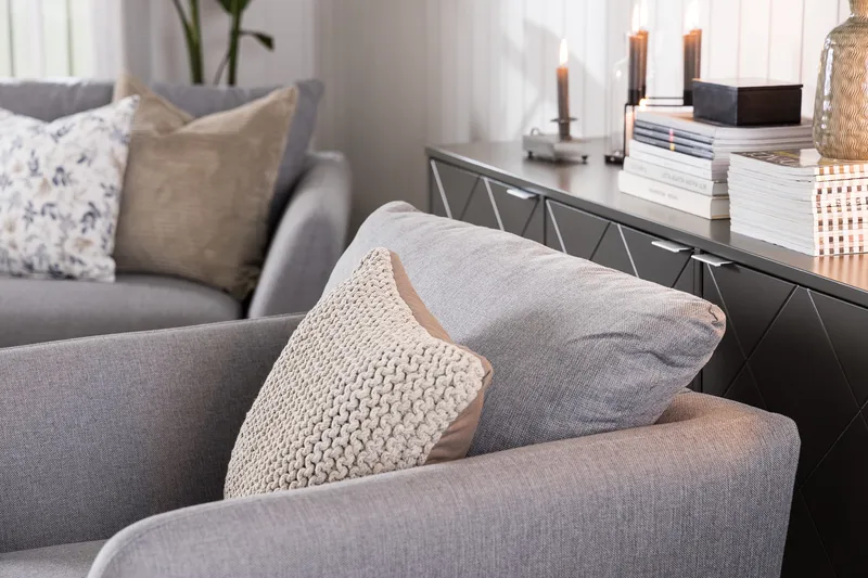 Trend Sofaarrangement 3-personers + 2-personers Sofa + Lænestol + Fodskammel i Stof - Lysegrå - Møbler - Sofaer - Sofagrupper