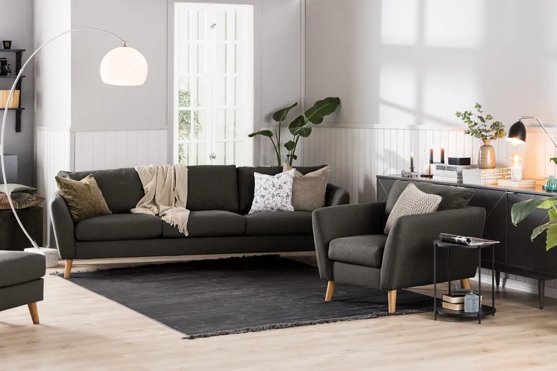 Trend Sofagruppe 3-personers + 2-personers Sofa + Lænestol + Fodskammel i Stof - Sort - Møbler - Sofaer - Sofagrupper