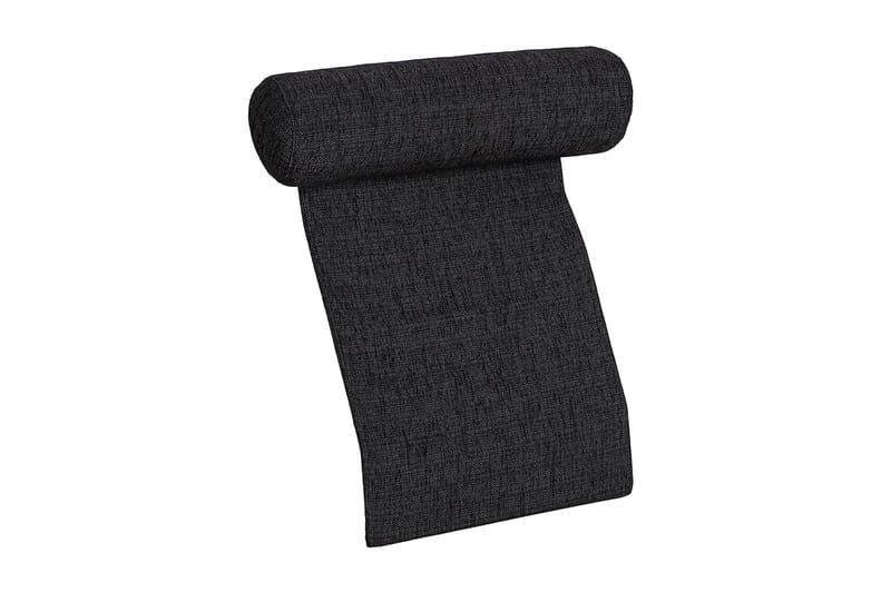 Ocean Nakkestøtte, Sort